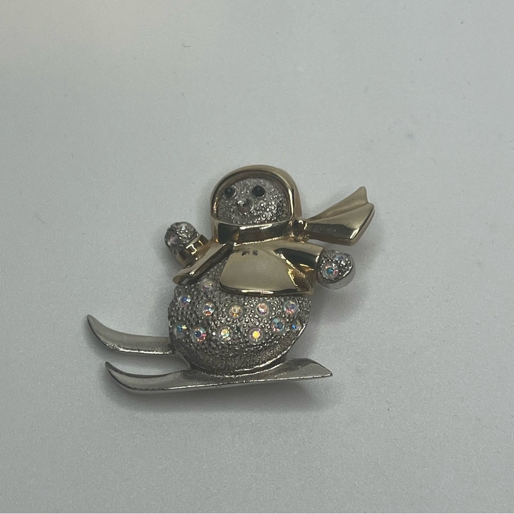 Vintage Gold and Silver Roman Snowman Brooch - Picture 4 of 5